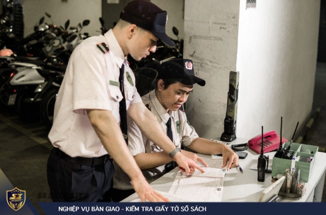 kiem-tra-giay-to-so-sach-ban-giao