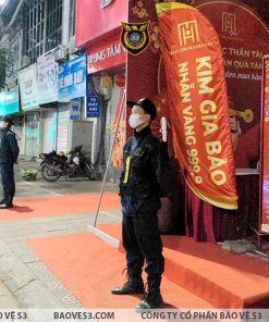 dich-vu-bao-ve-cua-hang-vang-bac-da-quy-1